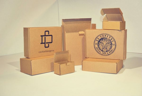 Коробки с печатью логотипа