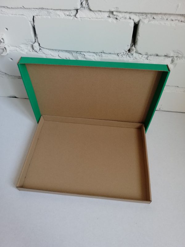 Крышка дно коробка зеленого цвета